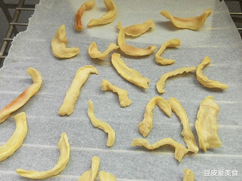 居家必囤的4种菜，不放冰箱能存半年，做什么菜都香，美味耐储存