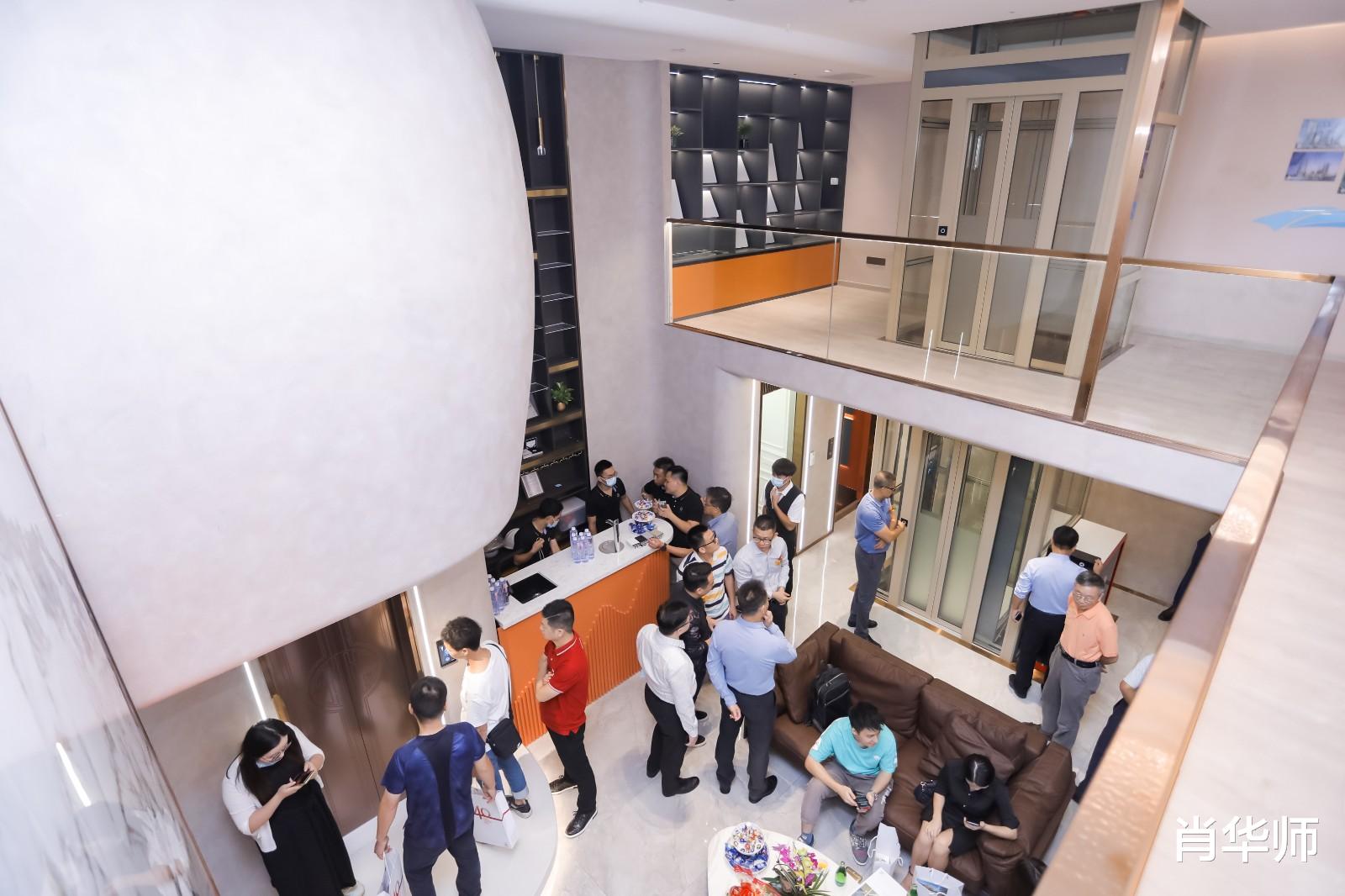 别墅家用电梯的人性化设计体现在哪些方面？