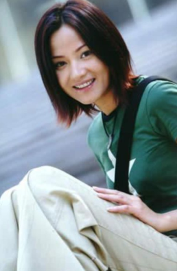 瞿颖|瞿颖:从模特到演员,从歌手到时尚宠儿,如今过的怎么样了呢?