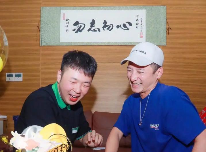 颜丙燕|感情变淡了？李维嘉想和杜海涛互动，可4天过去了仍没收到回应