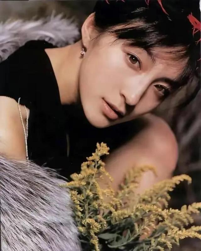 广末凉子|日本20世纪最后一位美少女 广末凉子高开低走的人生