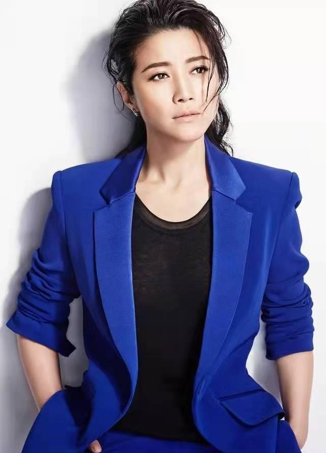 颜丙燕|颜丙燕:逼婚吓跑相亲对象,49岁婚恋成难题