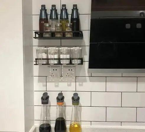 太聪明了！同样是小厨房，瞧瞧人家会布置的，我怎么就没想到呢？