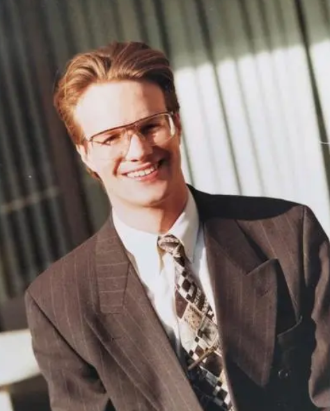 相声|唯一会说相声的外国人,姜昆主动为他捧哏,大山为什么消失了?