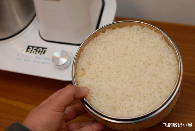 和面是个技术活？有了moido 多功能和面机，新手也能变面食大师