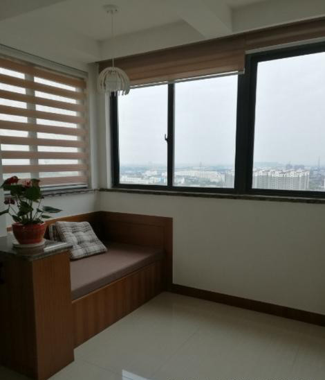 为露台老公坚持买顶楼，改造成阳光花房美翻了，亲友都羡慕，晒晒