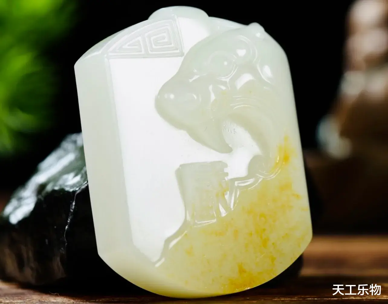 |和田玉十项之最大评比！看看都有哪些不走寻常路的特色玉种？