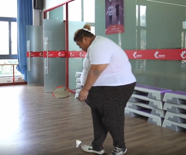 胖猴仔减肥后体重曝光,已经减到220公斤,网友:偷吃排骨还能瘦?