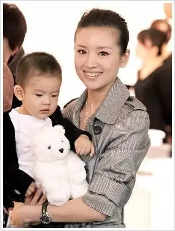 潘粤明|董洁：也要开撕了？知晓潘粤明要结婚，要求他把全部财产转给儿子