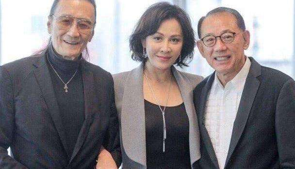 杨受成|79岁杨受成罕见探班谢霆锋！满面笑容状态好，身强力壮比肩张学友