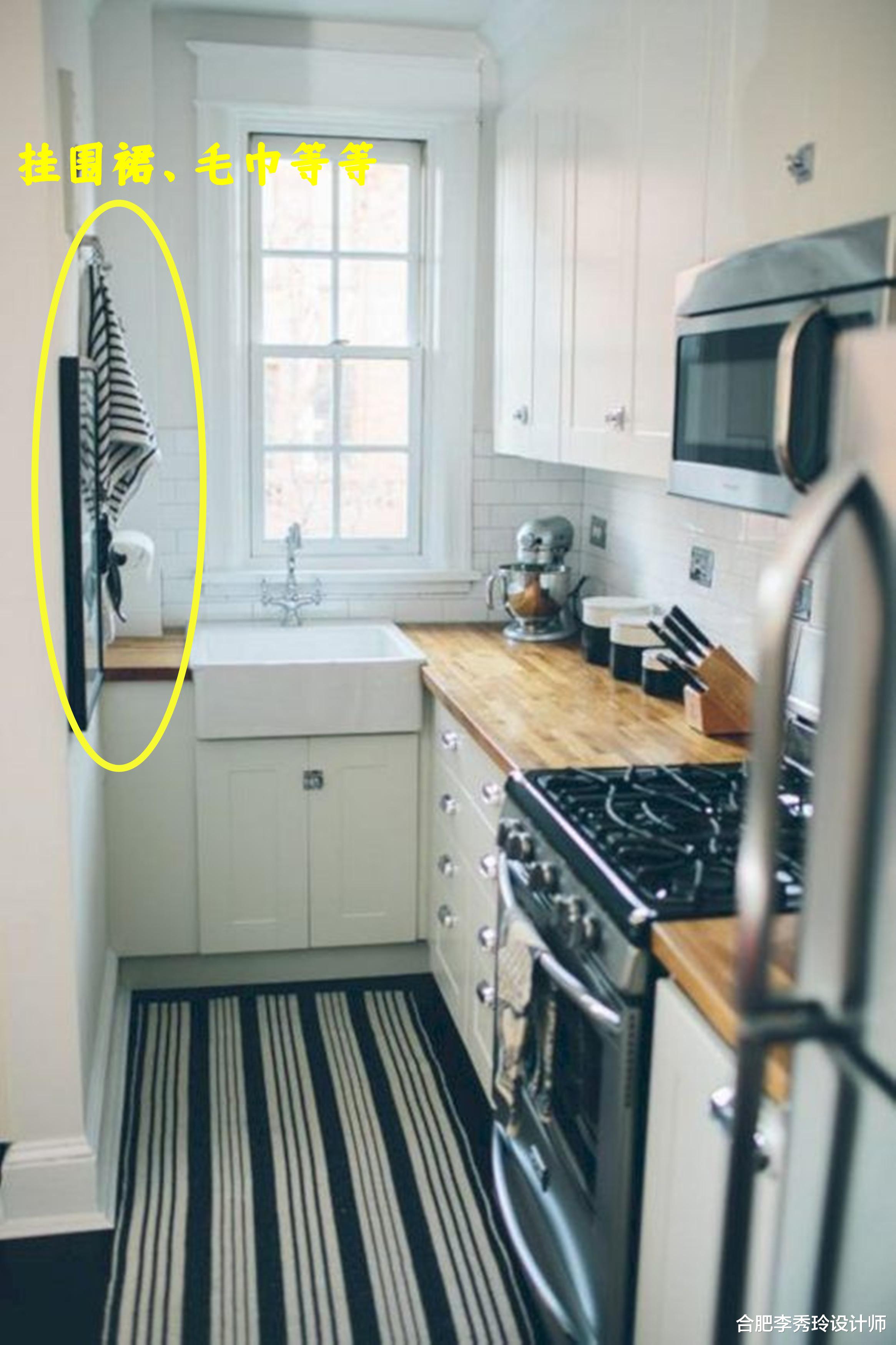 狭长型厨房,靠L型橱柜收纳肯定不够!定制窄柜实现“储物翻身”