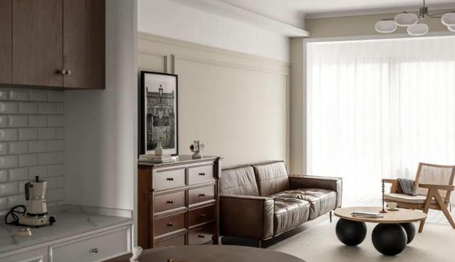 不跟风网红设计,也拒绝过度装修,这个180大平层,那叫一个舒服