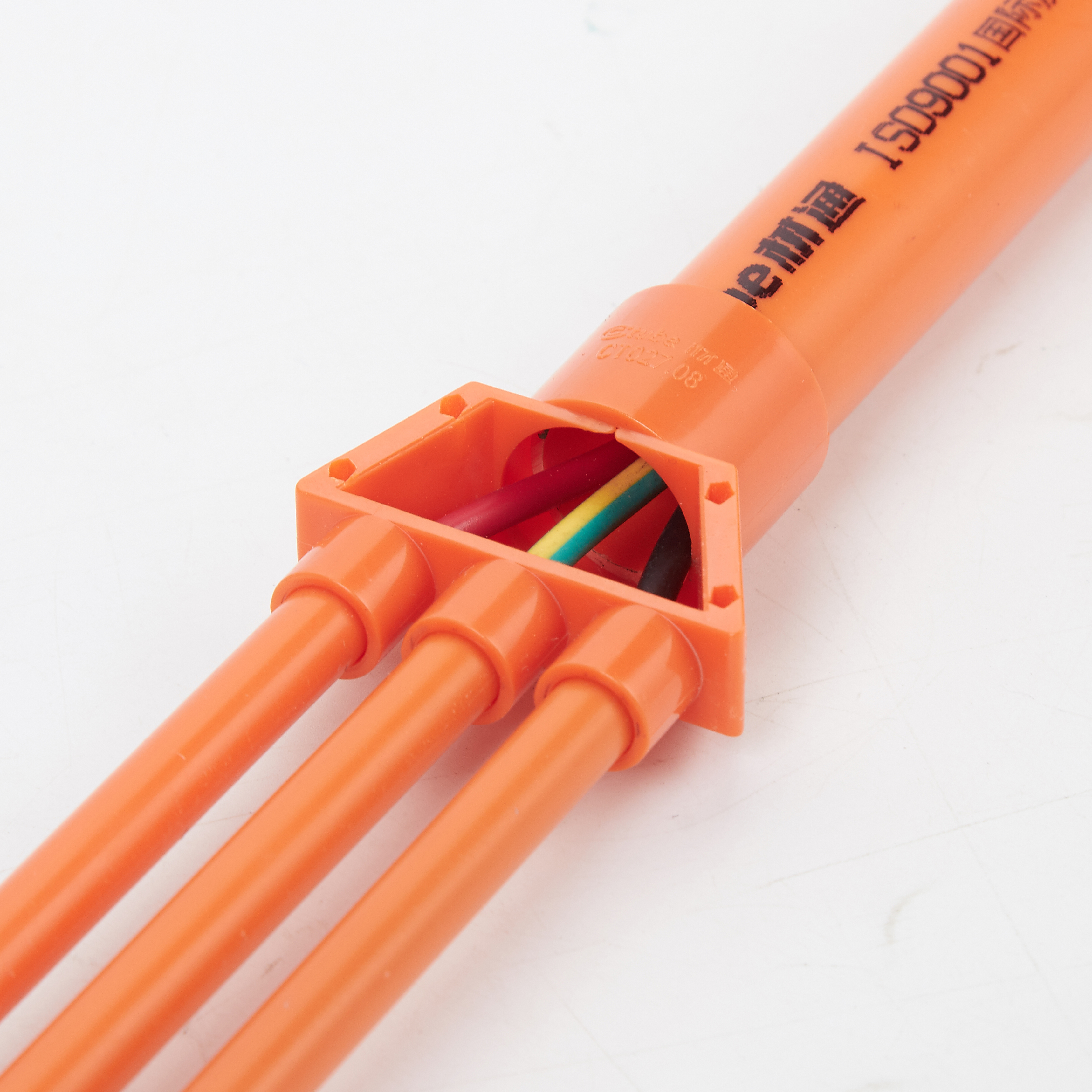 承重墙施工居然可以不使用黄蜡管?!