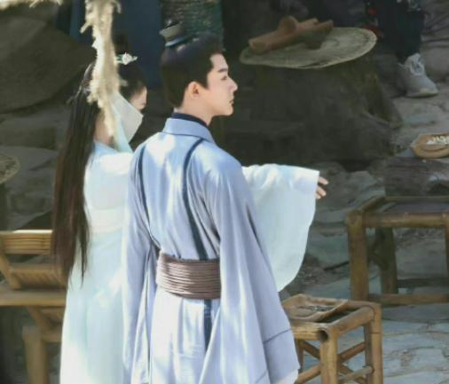 张晚意|张晚意《长相思》大婚路透太惊艳,邓为檀健次也不错,粉丝:爱了