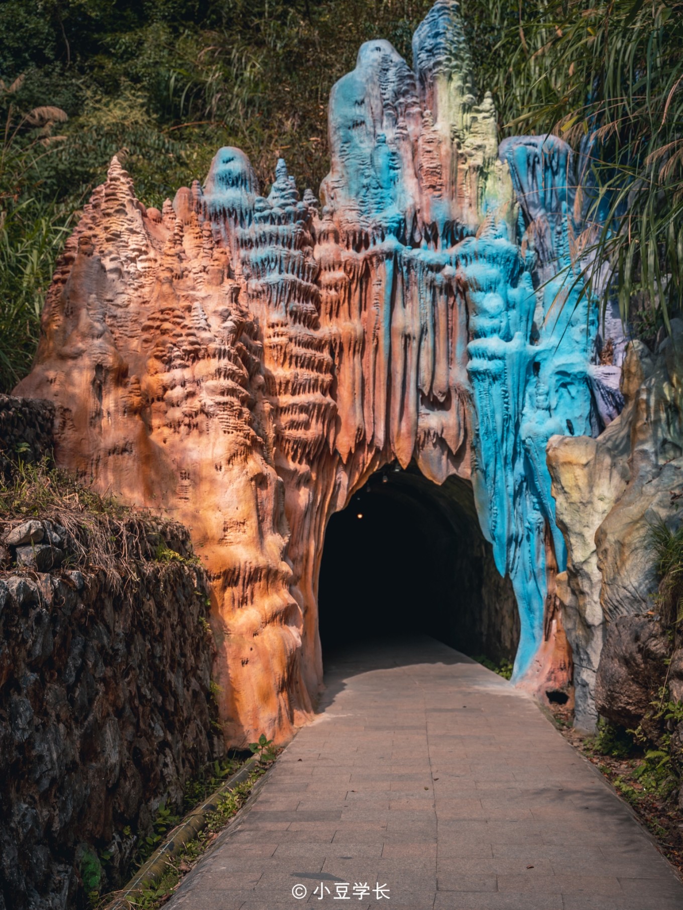 上海市|桐庐天子地游玩全攻略 | 国内最长带状高空玻璃漂流!