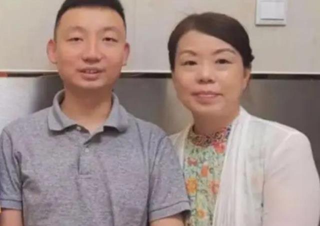 许敏二审败诉,22项诉求被无视?李圣气到不肯说话,潘克正常带货