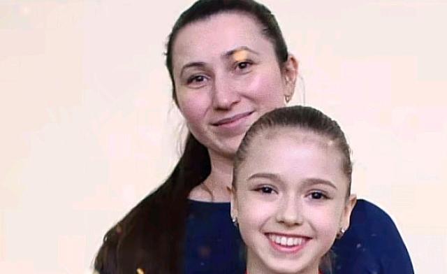卡米拉·瓦利耶娃|年轻时是个大美人！K宝妈妈颜值令人赞叹，怪不得生的女儿这么美