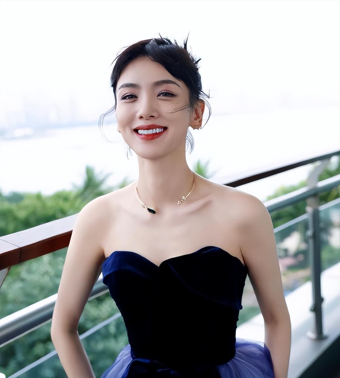 刘恺威|被利用？刘恺威疑给女友介绍资源，深夜聚会女方主动攀附被骂恶心