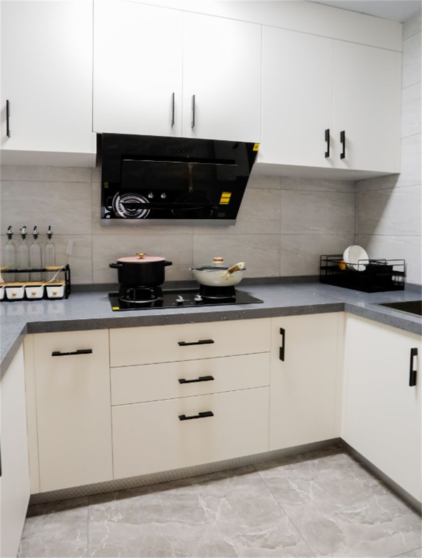 油烟机选侧吸好还是顶吸好?看完这4个对比,就明白该如何选择了