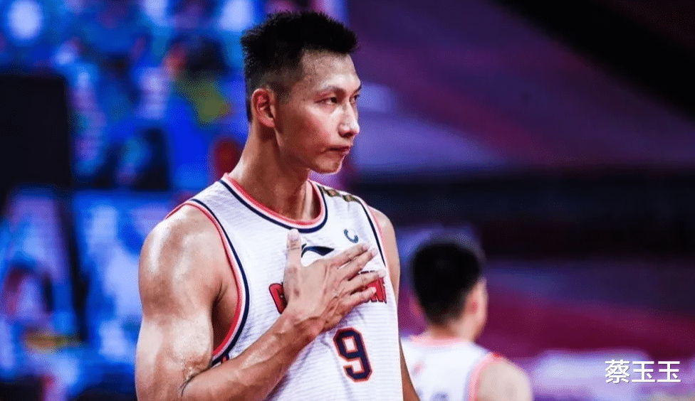 易建联|易建联20年职业生涯赚了多少？对比荣誉还是非常值的！