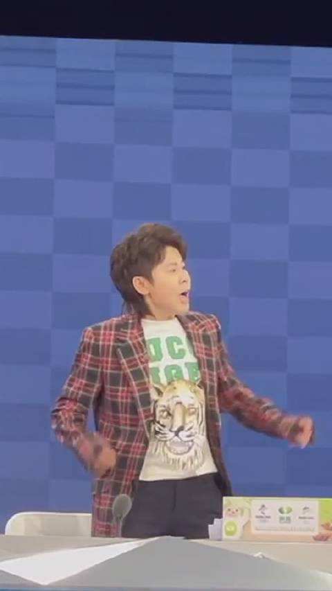 招聘|解说王濛彻底大爆火!穿西装变身都市丽人,一开口就惊喜不断