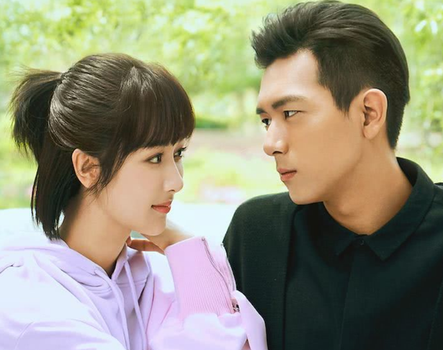 杨紫|同样都是杨紫同班同学，李现张一山大红大紫，最帅的他却火不起来