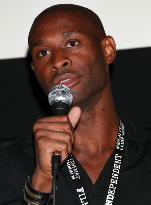 美队4|外网粉丝不看好新美队？《美队4》导演为山姆威尔逊版美队发声！