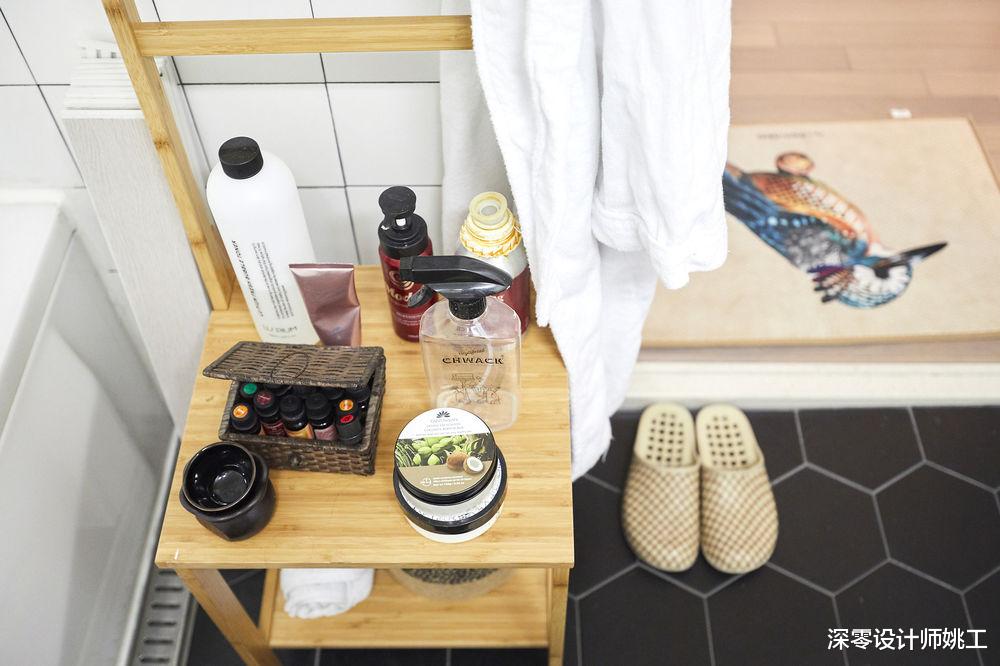 小夫妻100㎡loft,入户玄关一半划入厨房做储物间用,面积小大有作为