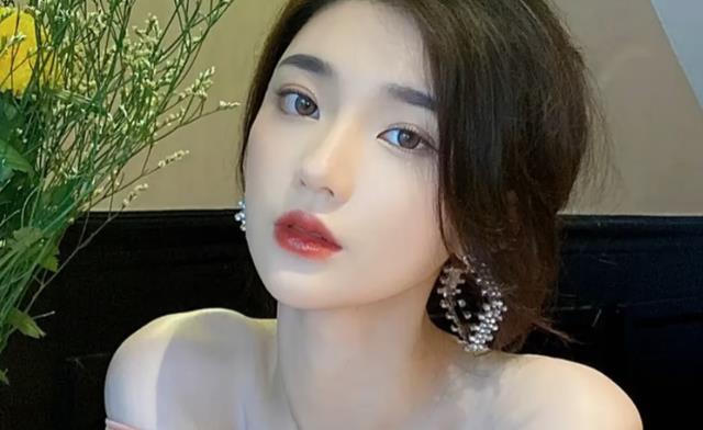 喜欢你3|《喜欢你3》王蓓组织线下粉丝见面会？网友：可真把自己当爱豆了