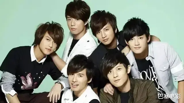 可米小子|过气组合的窘况:耍帅被嘲、商场卖力演出,还有人出场费两位数起