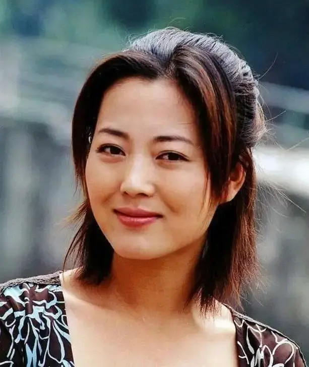 王澜|这10位戏里土得掉渣的大妈,年轻的时候个个是一眼万年的美人