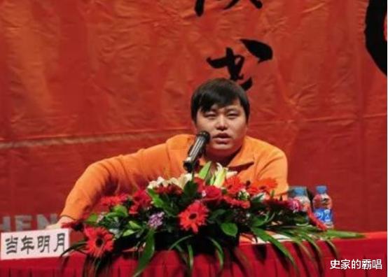 湖北公务员因一书封神,3年赚4100万,妻子:没想到高手就在身边