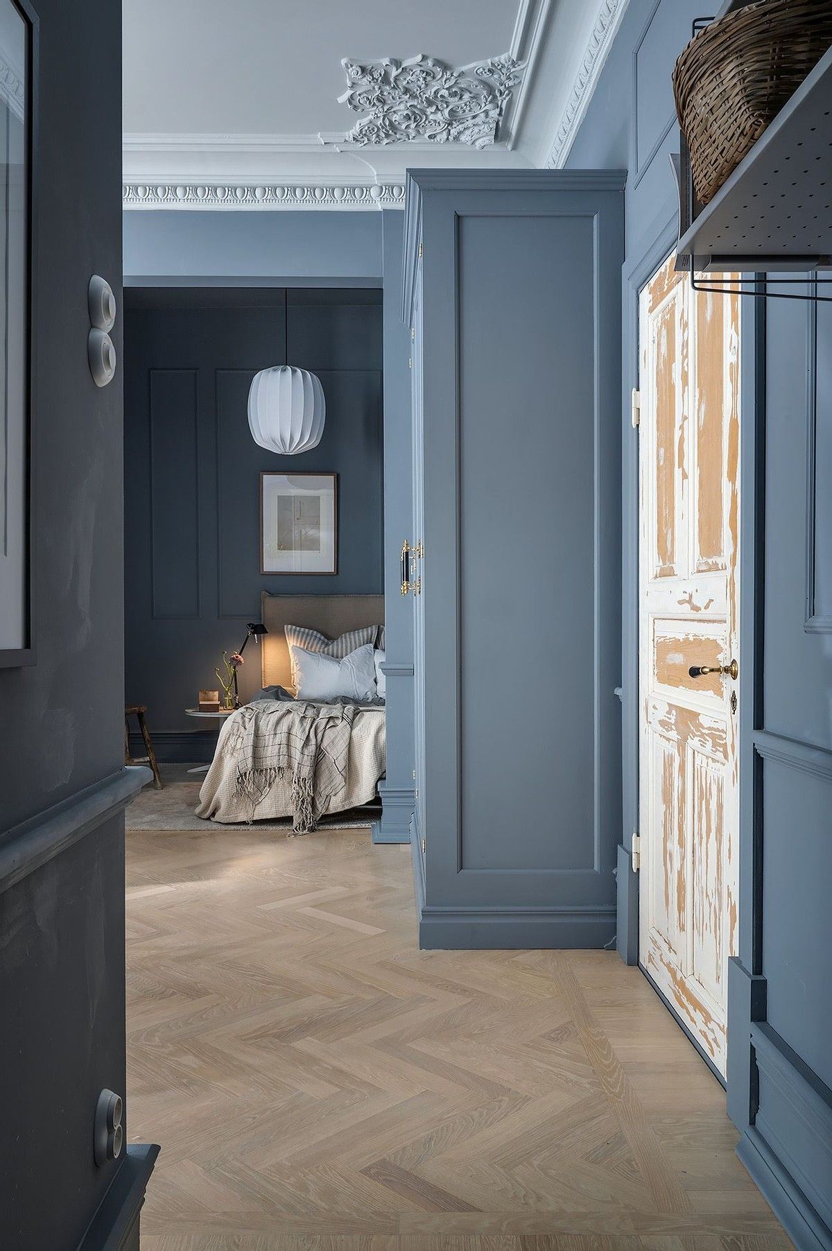 不想被年代落下,51岁阿姨独居34㎡,把卧室设计在壁龛内,真羡慕