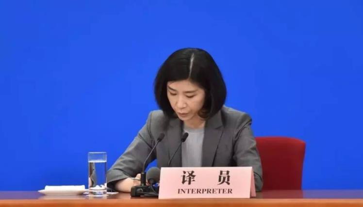 张璐|外交部女神张璐升职，集颜值与实力于一身，这才是年轻人该追的星