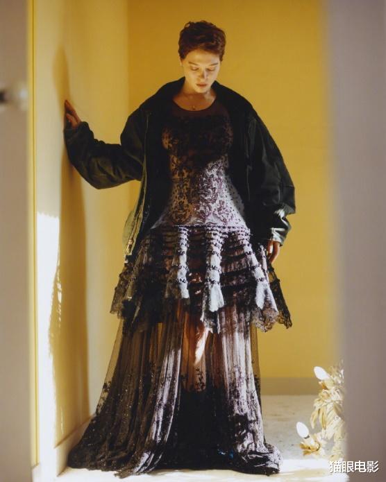 蕾雅·赛杜|37岁邦女郎蕾雅赛杜身材绝了，霸气短发配蕾丝长裙，网友：好man