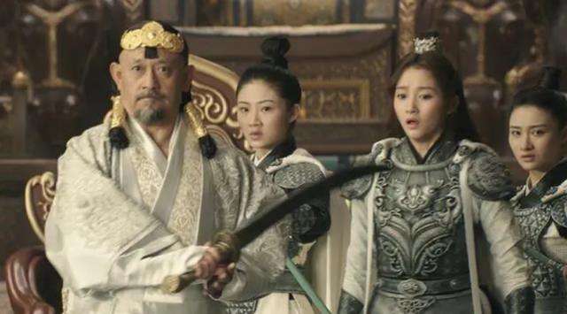 赵文卓|42岁演少年、全程只会咧嘴傻笑，2022年“最让人失望”的10部电影