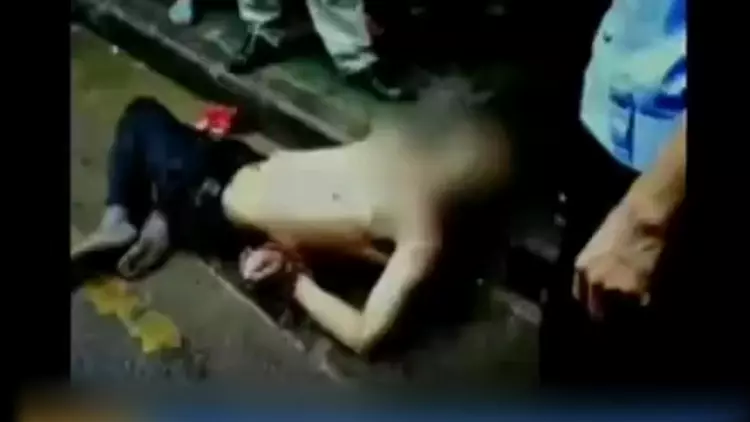 单亲妈妈辛苦育女,17岁花季少女落入魔爪