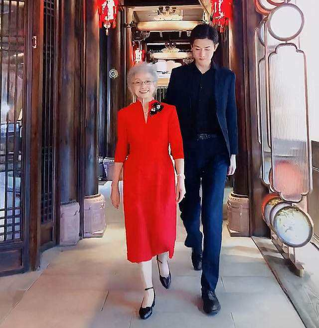 运动 70岁出道，91岁直播带货，这位中国奶奶活成了我们羡慕的老年样子