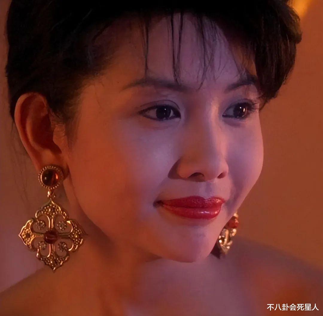 邱淑贞|给香港性感女神排个名，邱淑贞第五，钟丽缇第八，谁是你心中第一