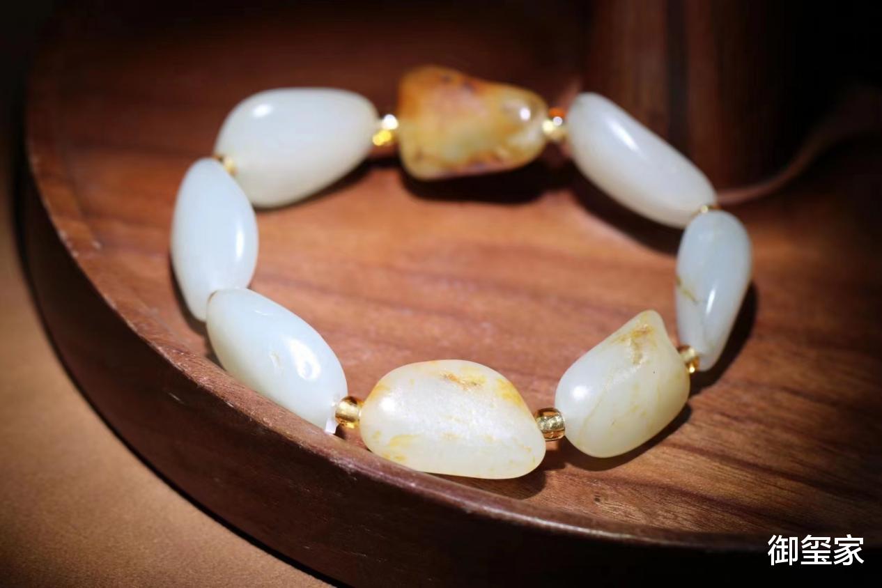 |#和田玉#藏玉选择小籽料,好不好,升值大不大