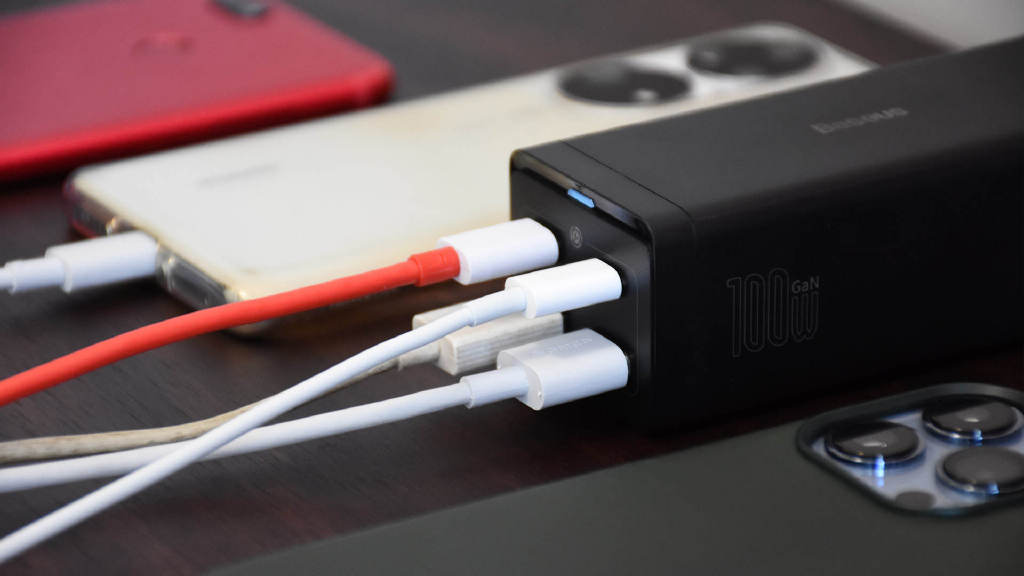 充电器|倍思GaN3 Pro插线板:AC+DC双项供电 100W大功率输出