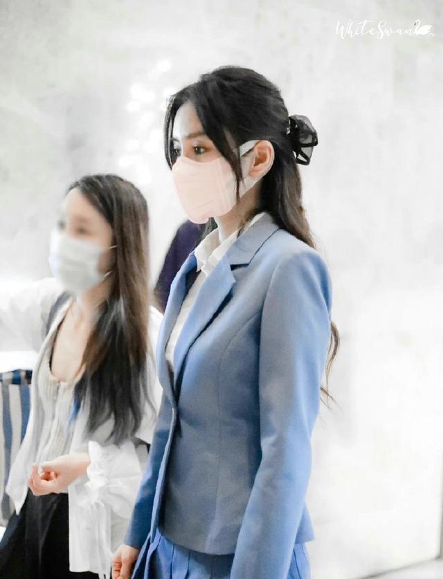 张一山|杨紫为张一山庆生，张一山没有回复，这样的友谊还值得珍惜吗