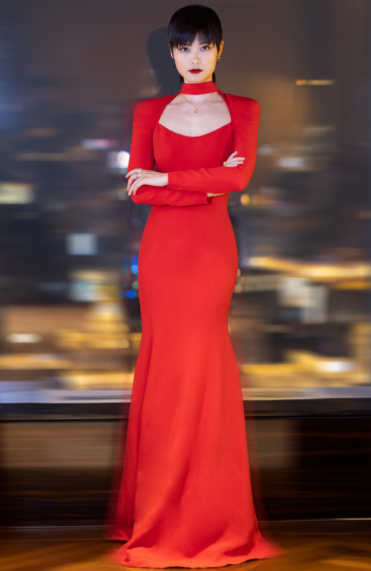 李宇春|李宇春形象大变不敢认!穿中国红亮相东方卫视春晚,尽显十足女人味