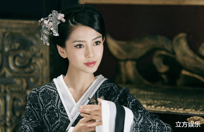 Angelababy|Angelababy和任嘉伦新剧路透，baby买菜似走秀，两人竟然一样高？