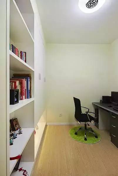 晒我家72平三室新房,历时4个月终于入住,最喜欢客厅简单舒适