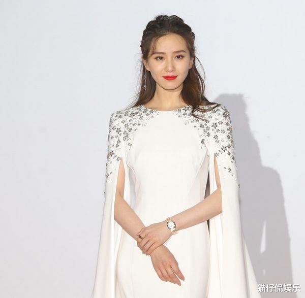 短发 娱乐圈女明星“内卷”到底有多严重？女明星体重敢过100斤吗？