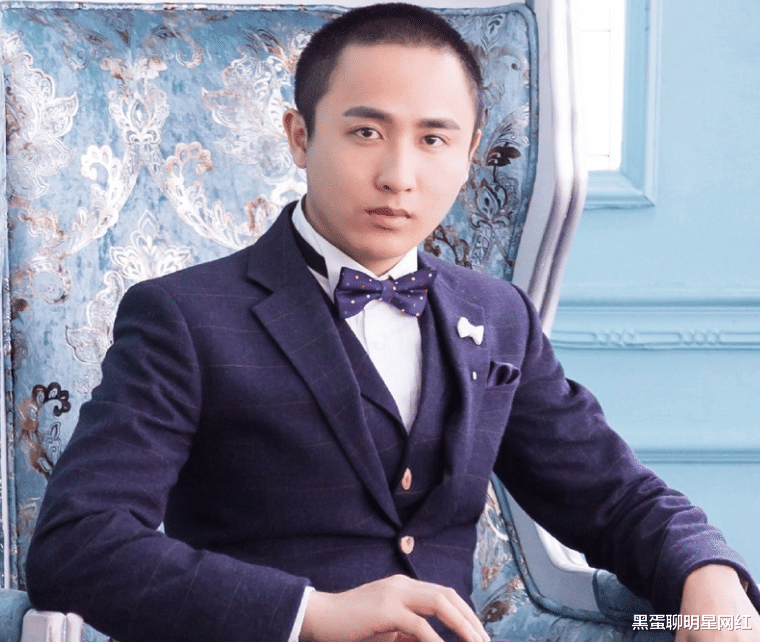 散打哥|散打哥直播“老铁有话说”，二子爷连麦拆台，大喊：辛巴正能量