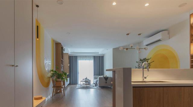 还是他机智,装修不随大流,原木白墙轻松打造简洁大方的新家