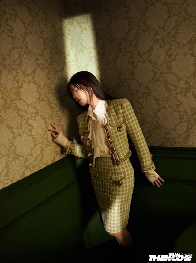 陈晓|陈晓夫妇罕见合体，陈妍希换新风格大变样，陈晓“望妻眼”太温柔