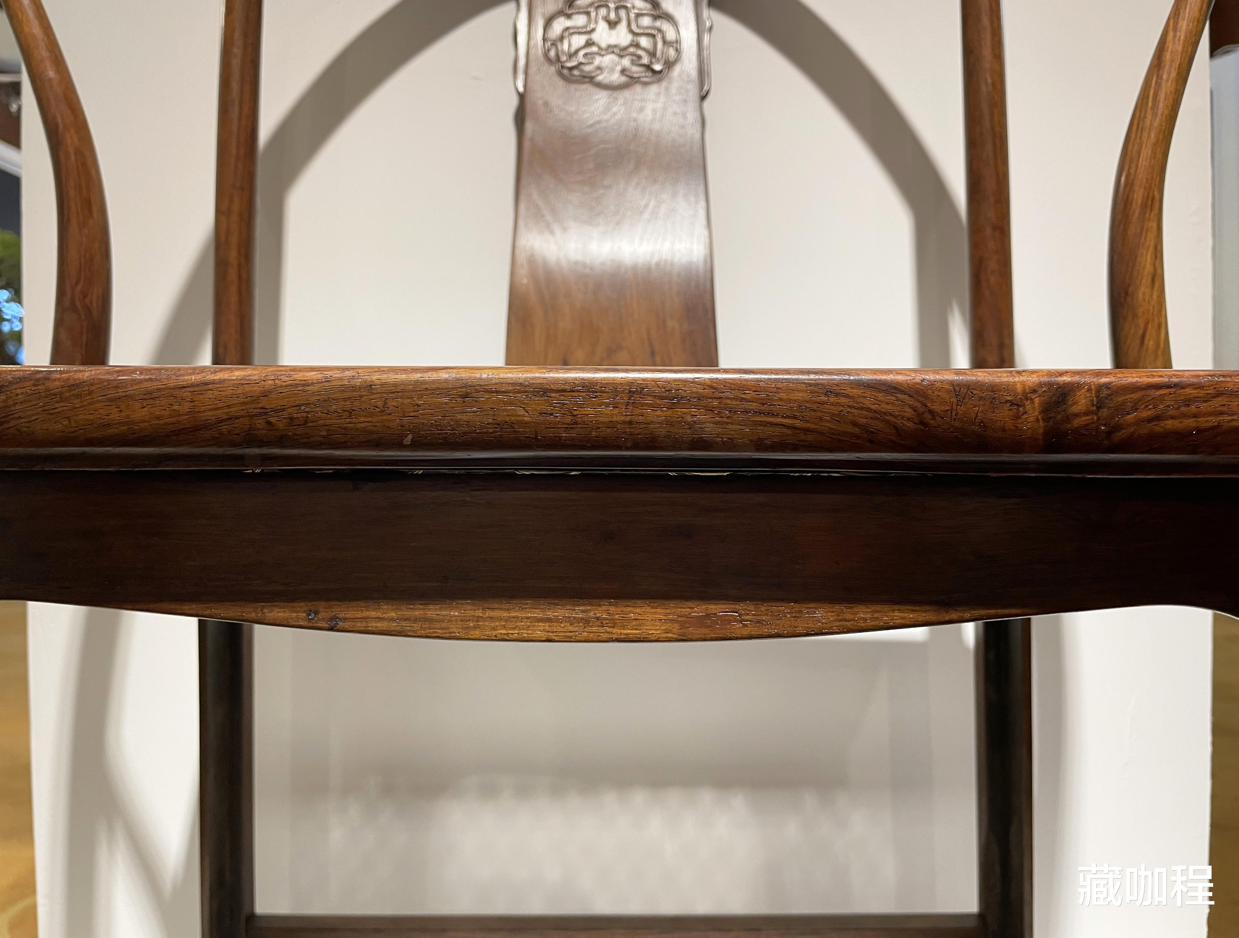 |中规中矩不惊艳，清黄花梨圈椅价格很亲民